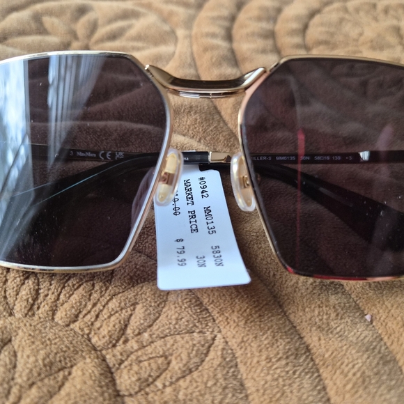 MaxMara Gold and Black Sunglasses (No Case.) - Picture 3 of 4